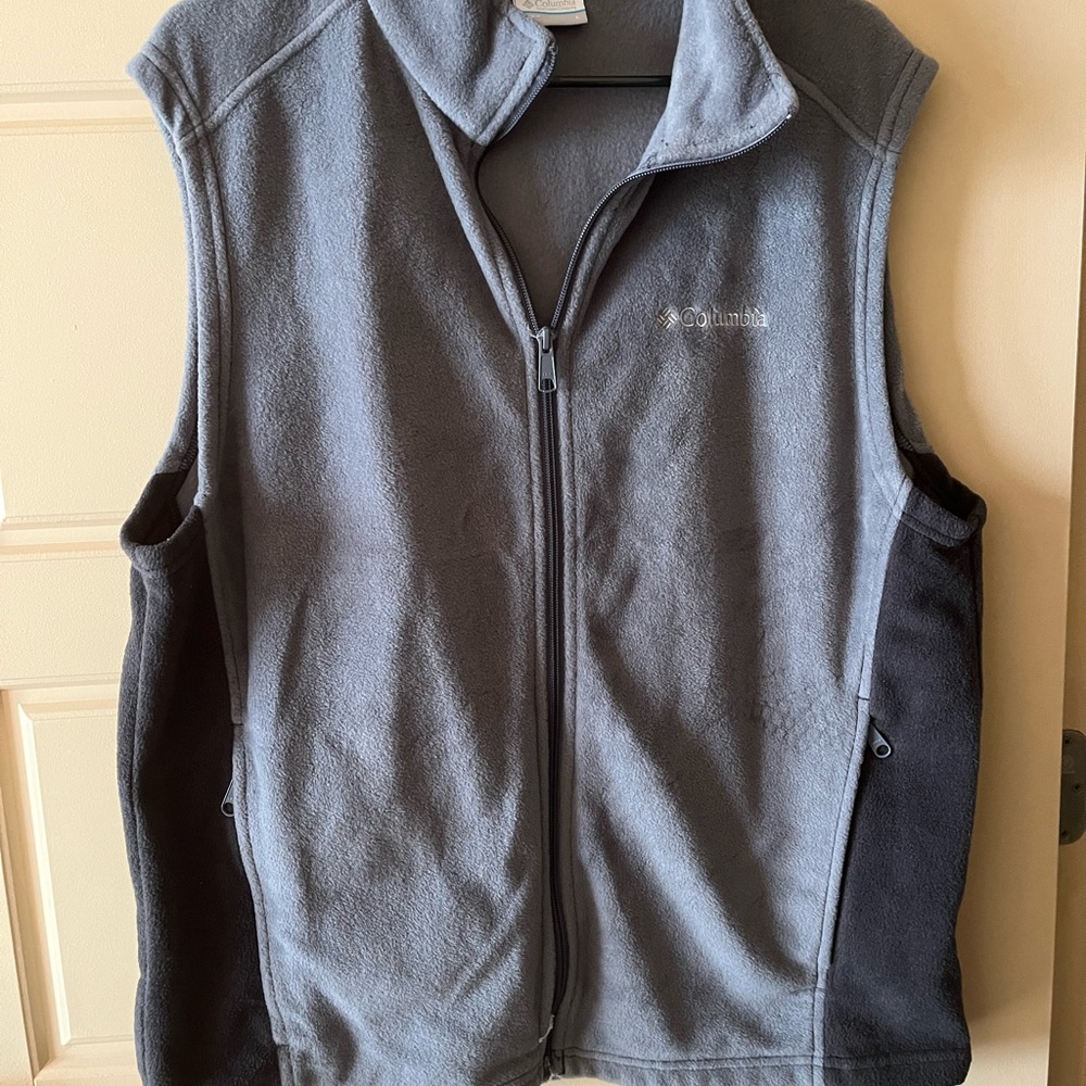 Columbia Fleece Vest (Men’s)